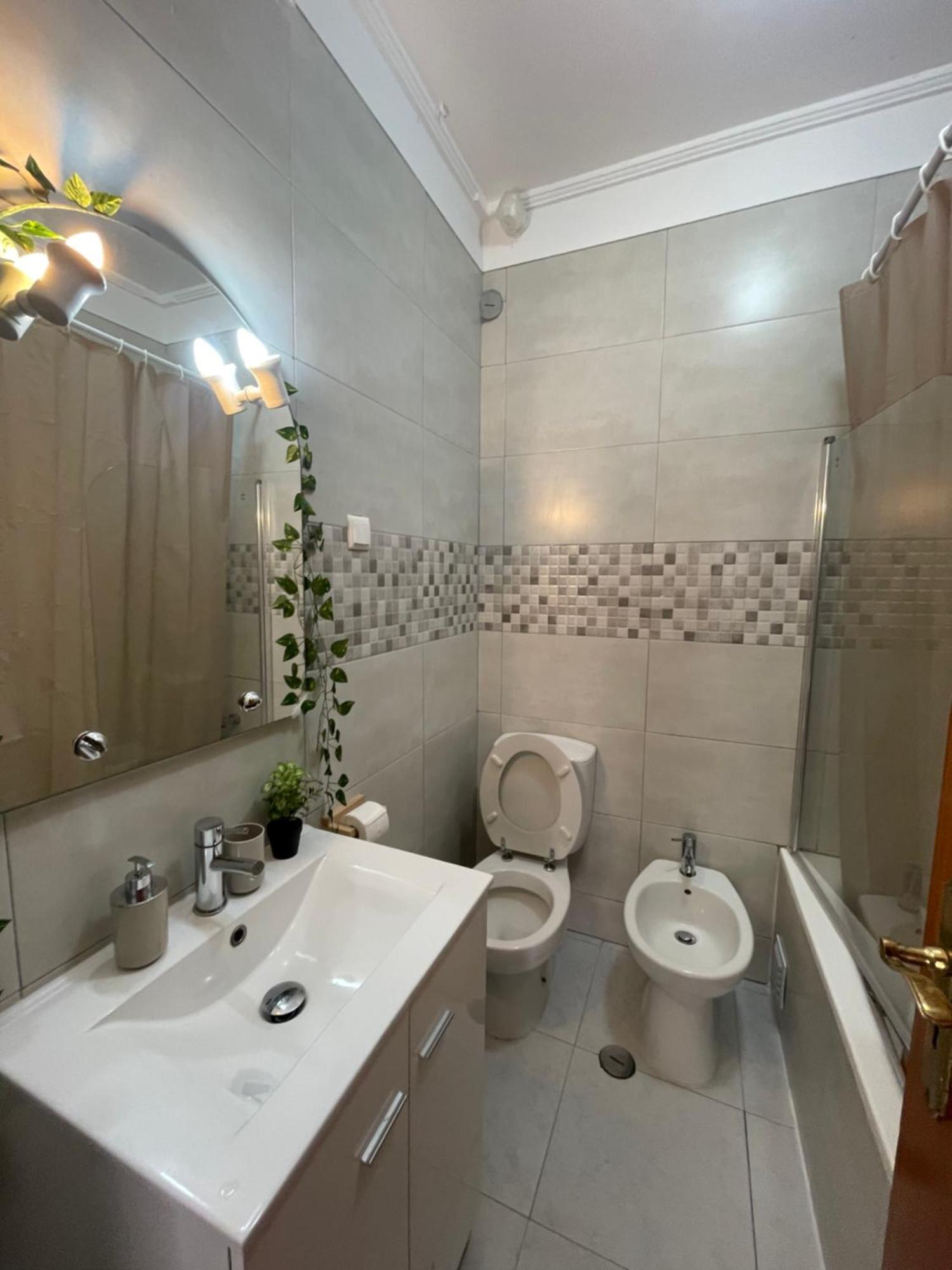 Appartamento Apartamento Vista Praia E Mar- Costa Da Caparica Esterno foto